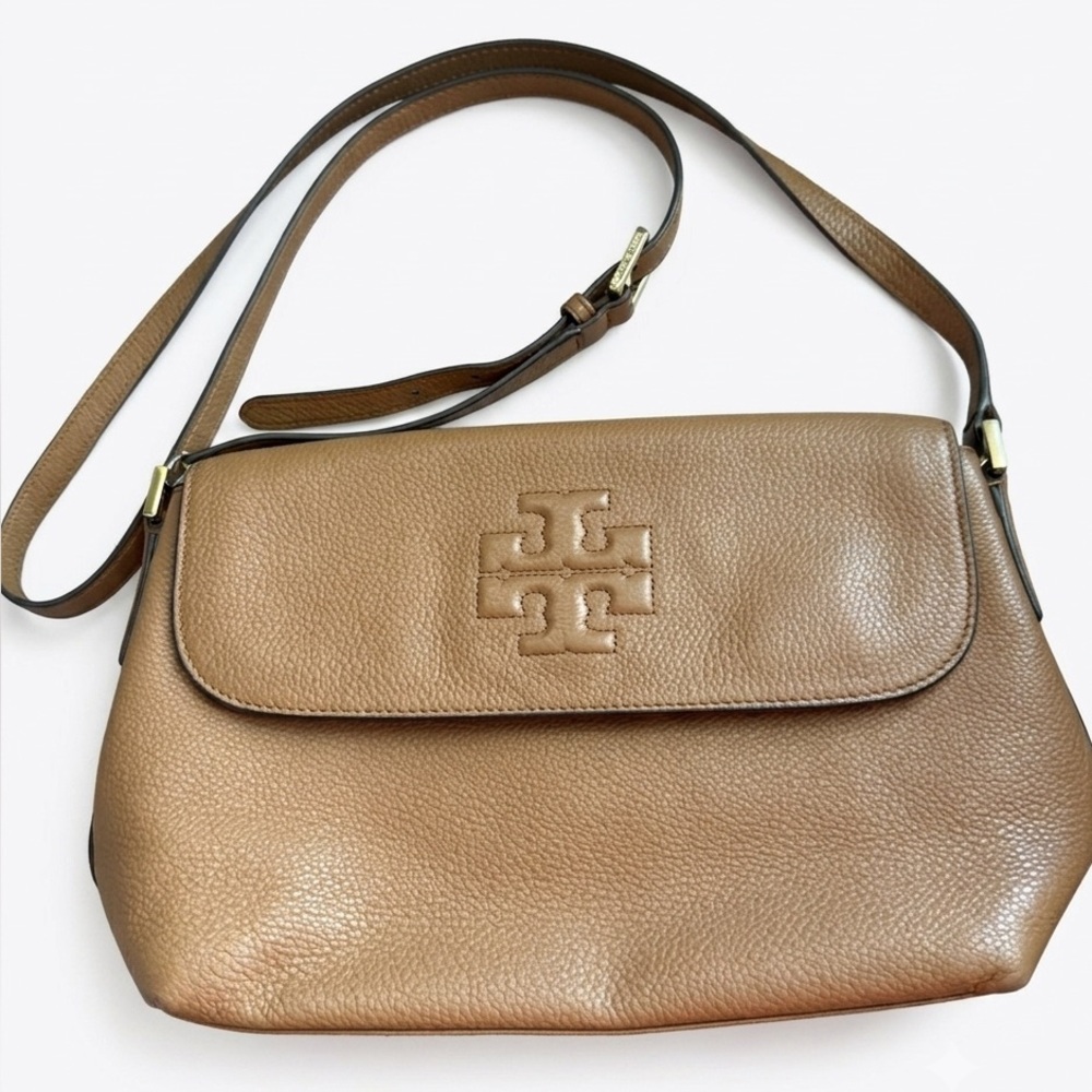 Tory Burch Thea Crossbody Messenger Bag - Pebbled Leather Tan/Brown